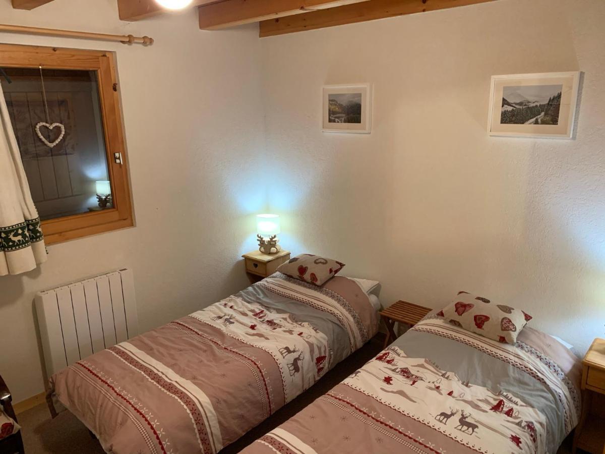 Chalet Proche Morzine Et Lac Leman Wifi Offert Le Biot Buitenkant foto